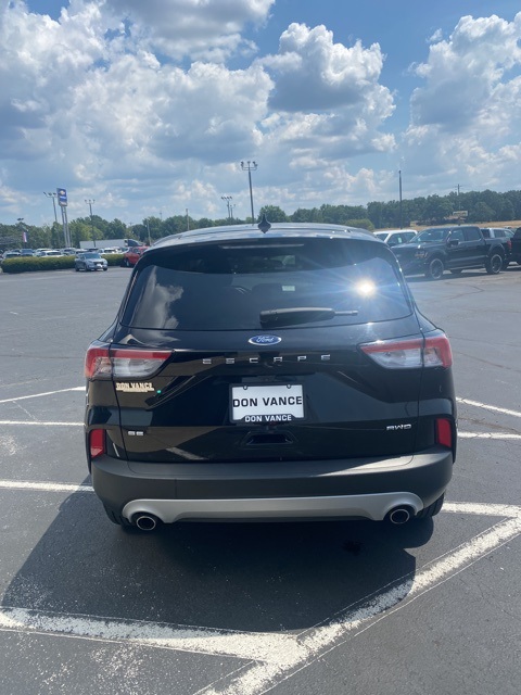 2022 Ford Escape SE photo 8