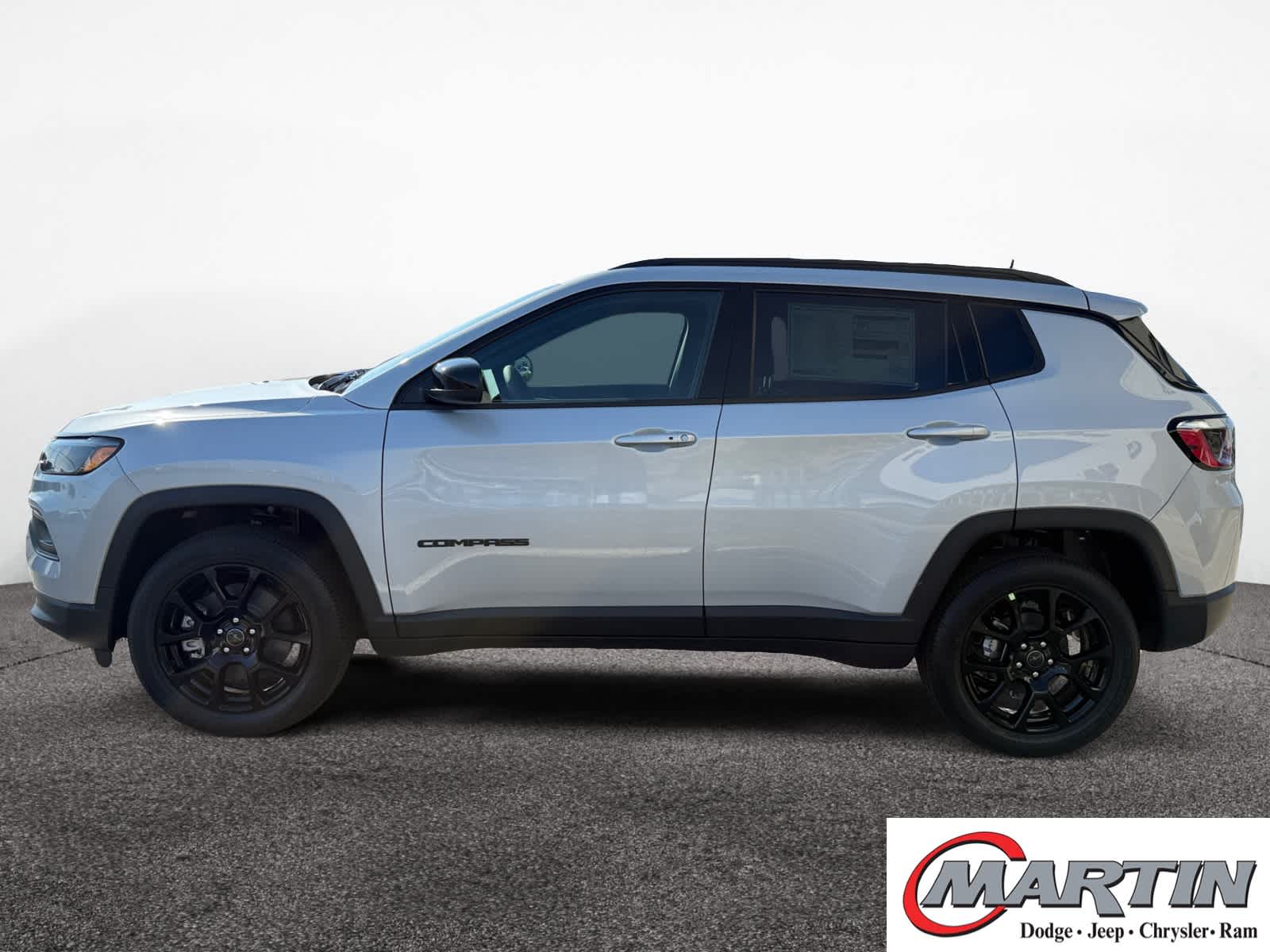 2026 Jeep Compass Latitude Altitude photo 2