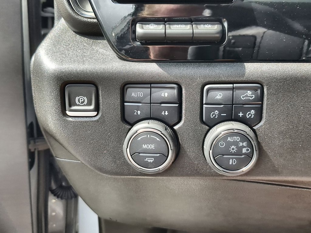 2024 Chevrolet Silverado 2500HD ZR2 photo 18