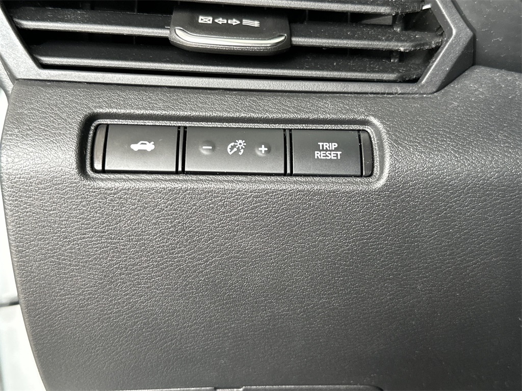 2022 Nissan Altima 2.5 SR photo 16