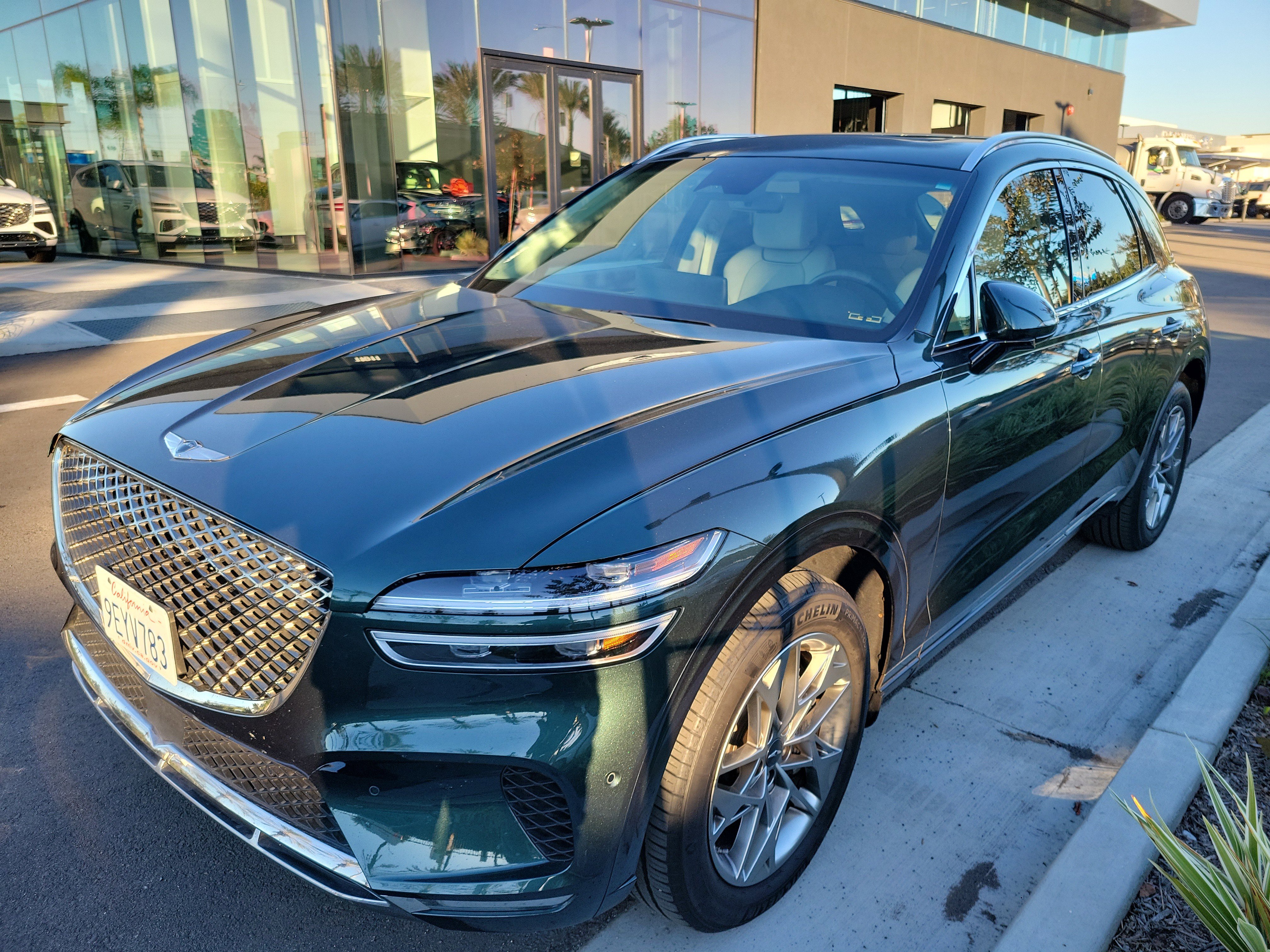 2023 GENESIS GV70 Standard's photo