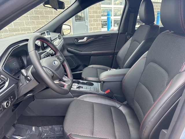 2025 Ford Escape ST-Line Select photo 11