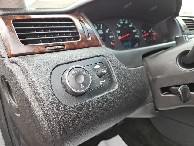 2013 Chevrolet Impala LS Fleet photo 27