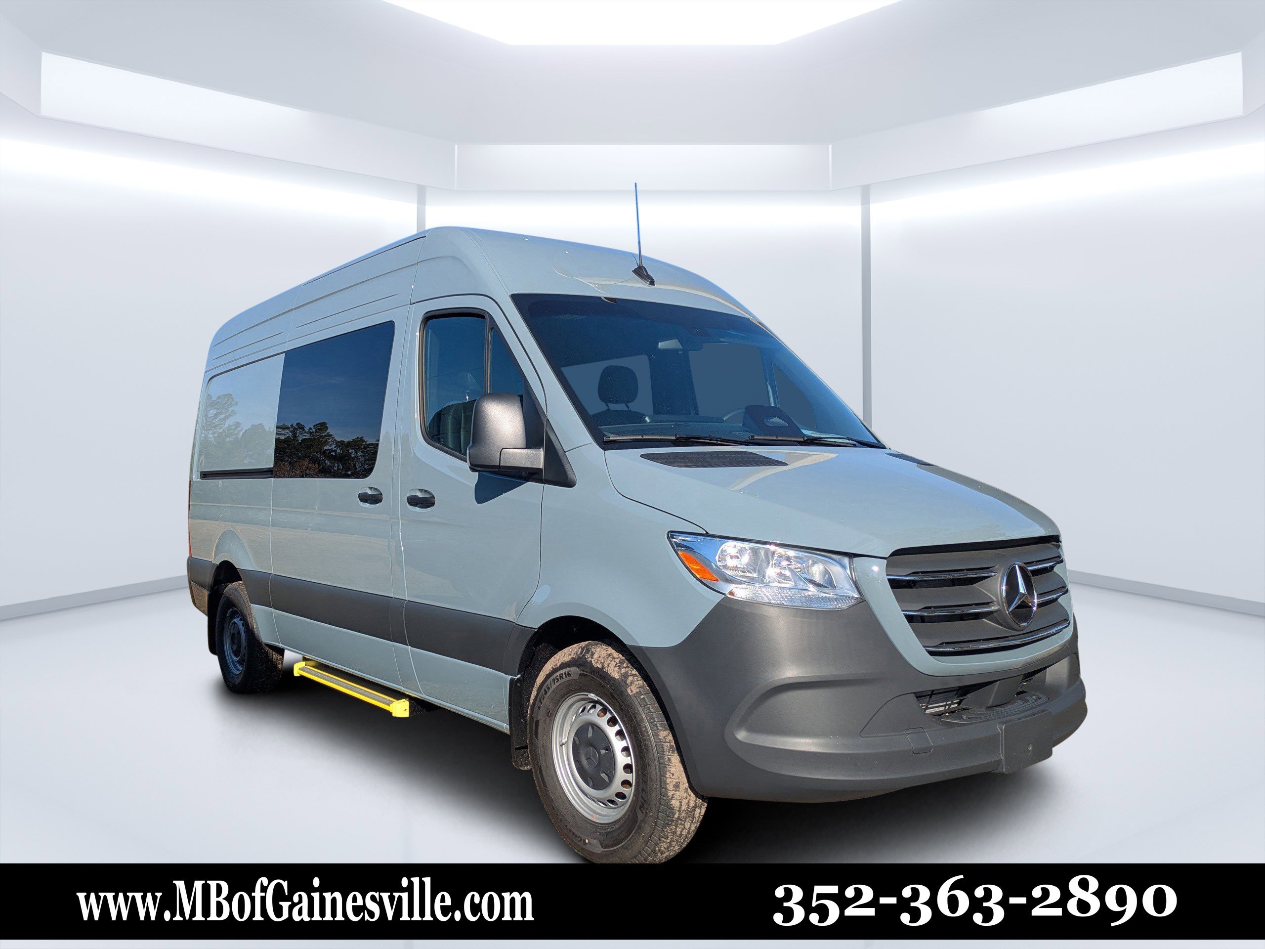 2026 Mercedes-Benz Sprinter Crew Van Base's photo