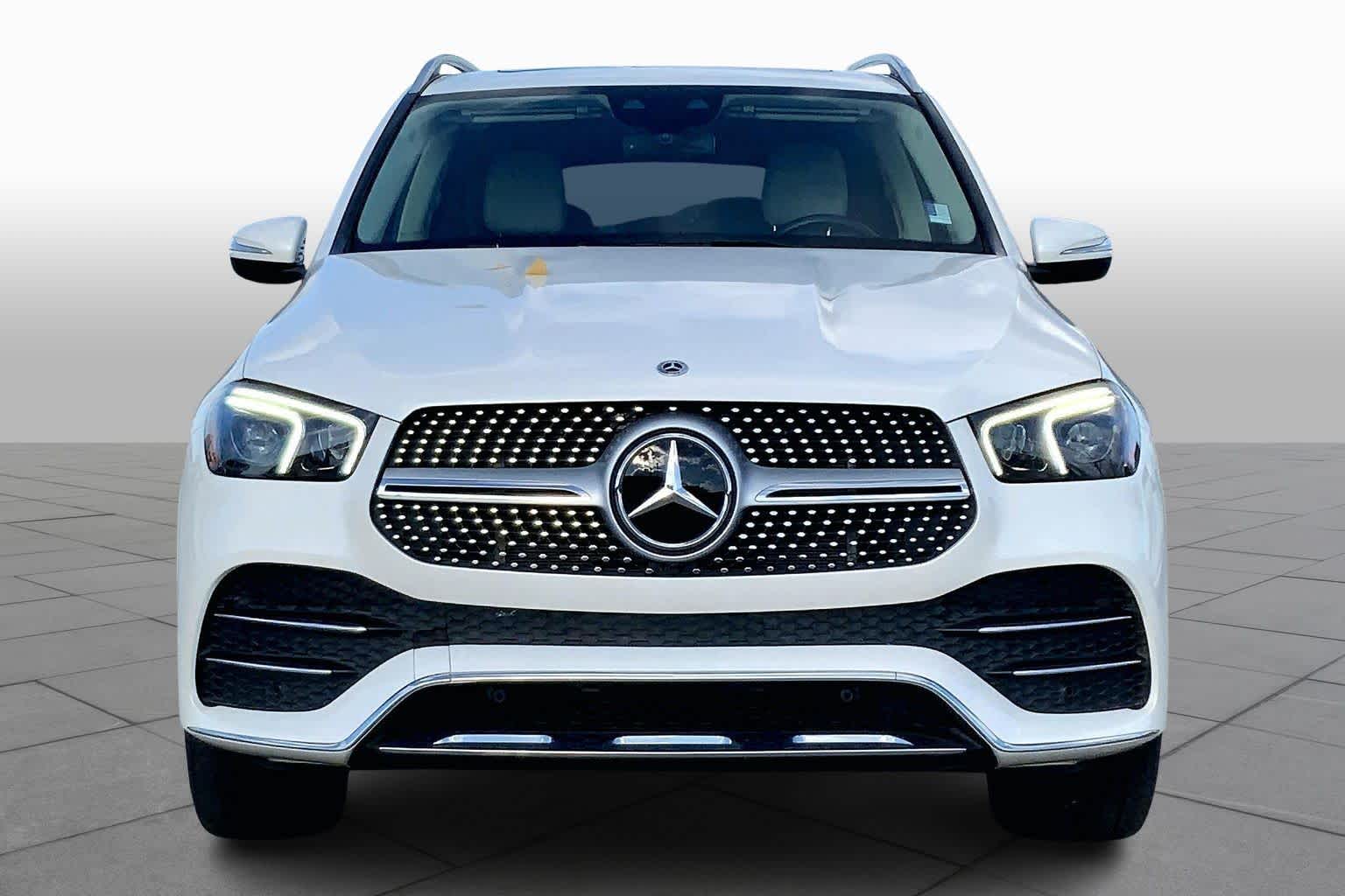 2022 Mercedes Benz GLE 450 4MATIC photo 3