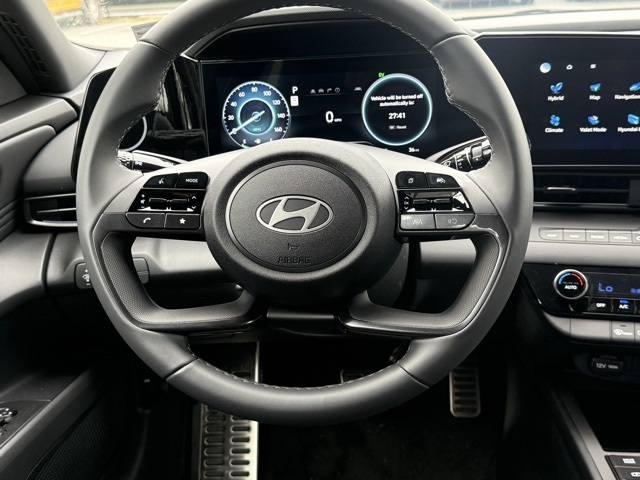 2025 Hyundai Elantra Hybrid SEL Sport photo 17
