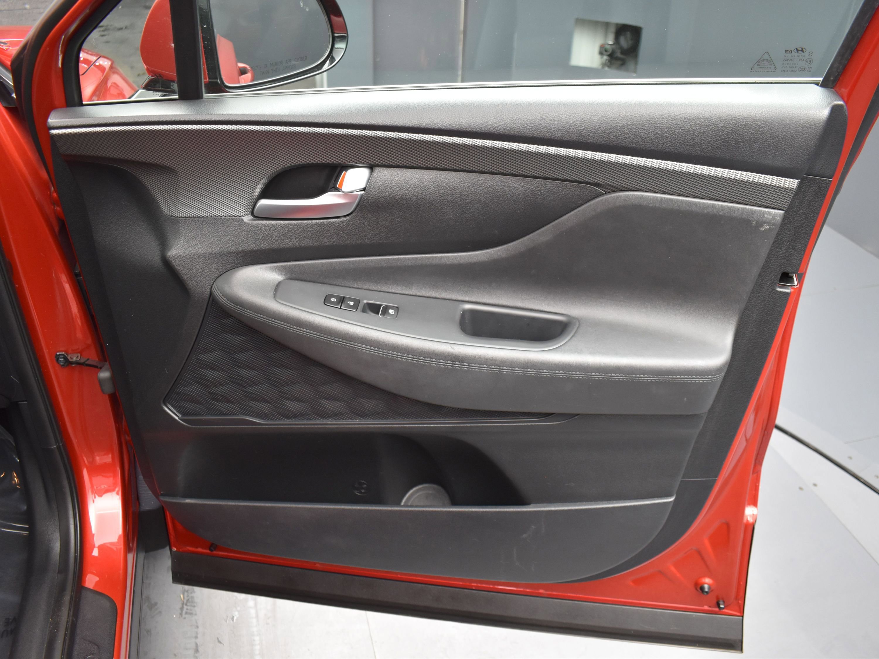 2020 Hyundai Santa Fe SEL photo 6