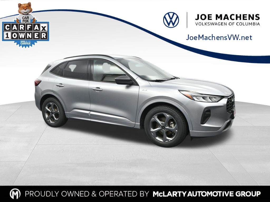 2024 Ford Escape ST-Line's photo