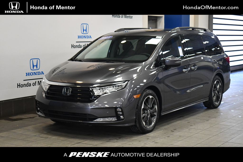 2023 Honda Odyssey Elite's photo