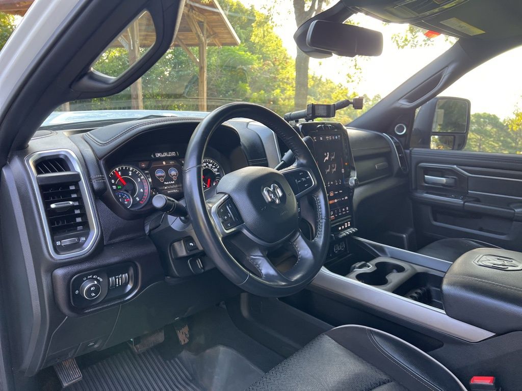 2024 Ram 3500 Laramie photo 13