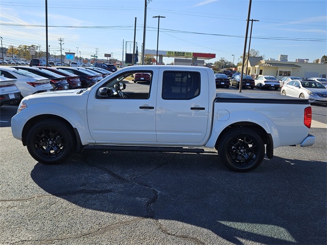 2019 Nissan Frontier SV photo 4
