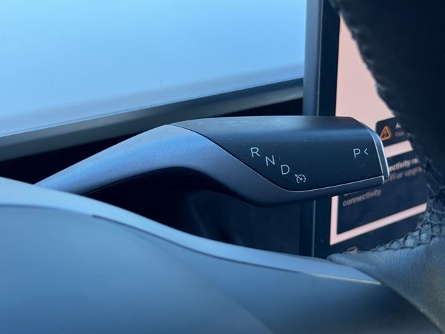 2023 Tesla Model Y Performance photo 17