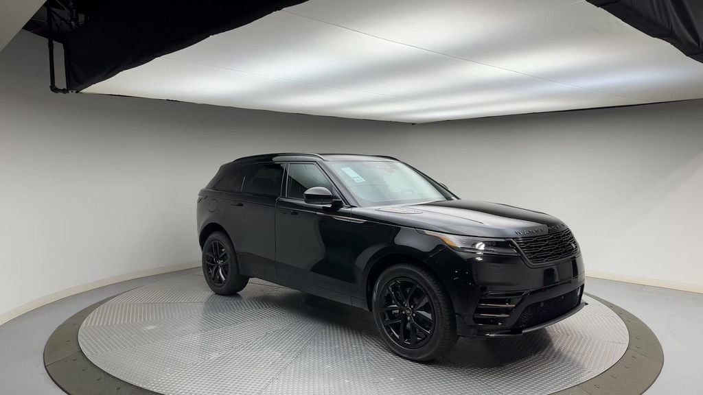 New 2024 Land Rover Range Rover Velar P250 Dynamic SE SUV in Englewood