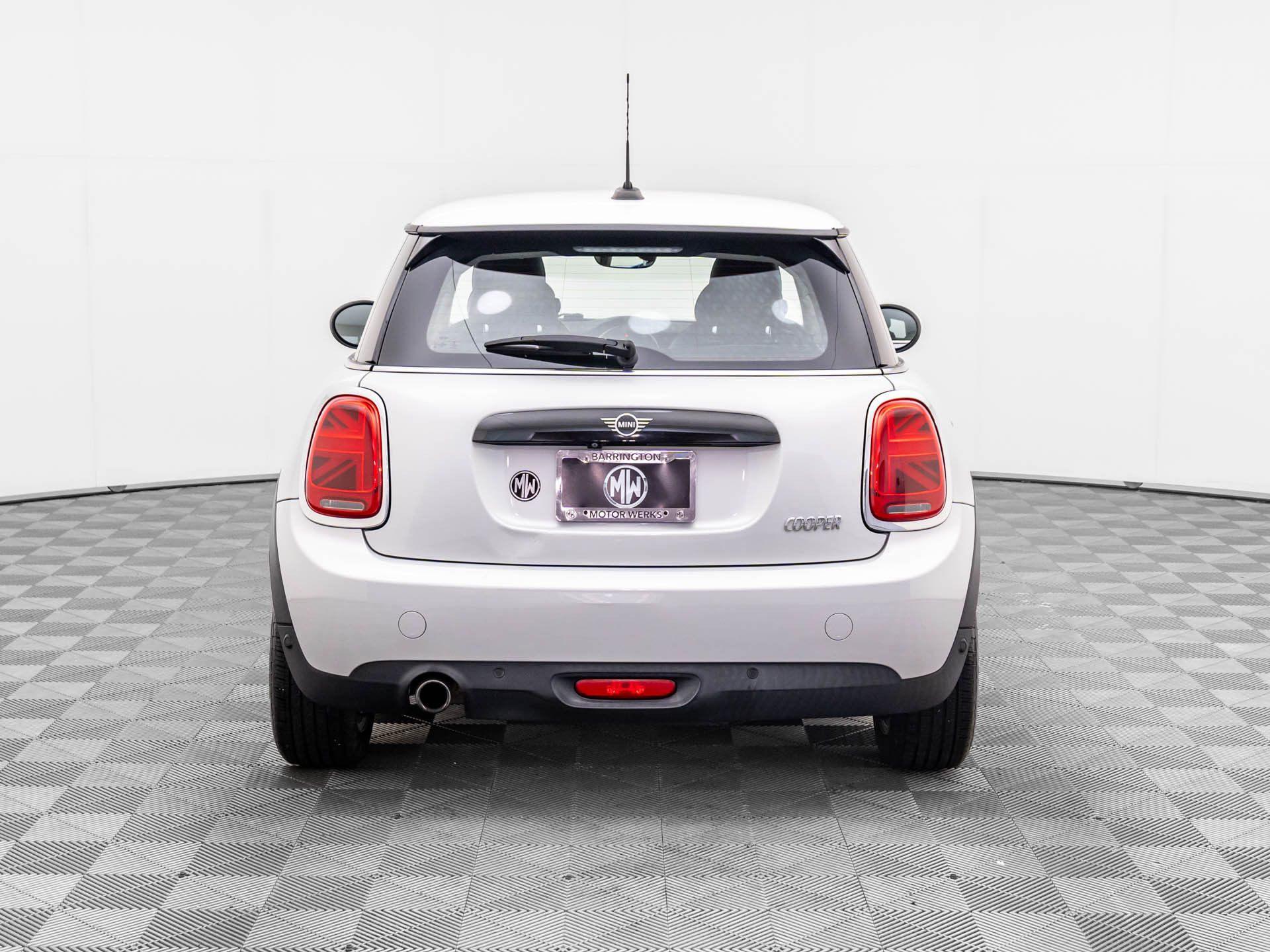 2019 Mini Cooper Signature photo 2