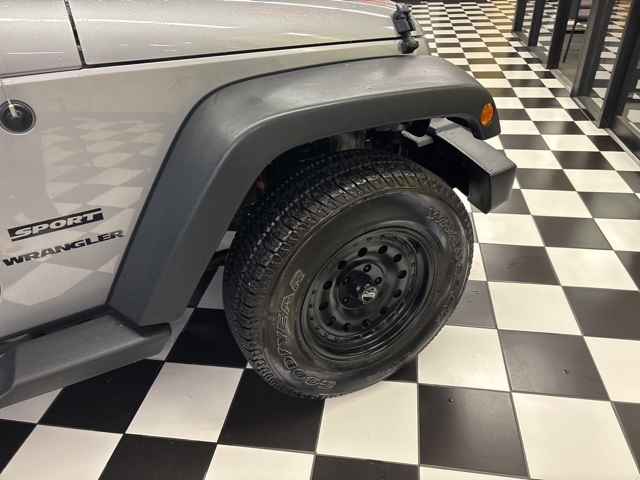 2015 Jeep Wrangler Sport photo 3
