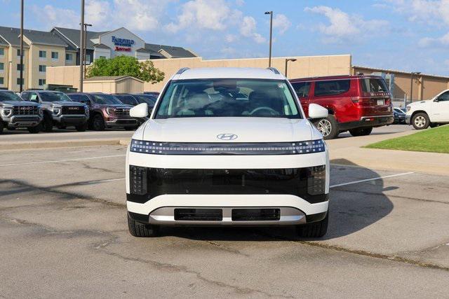 New 2026 White Hyundai SEL image 2