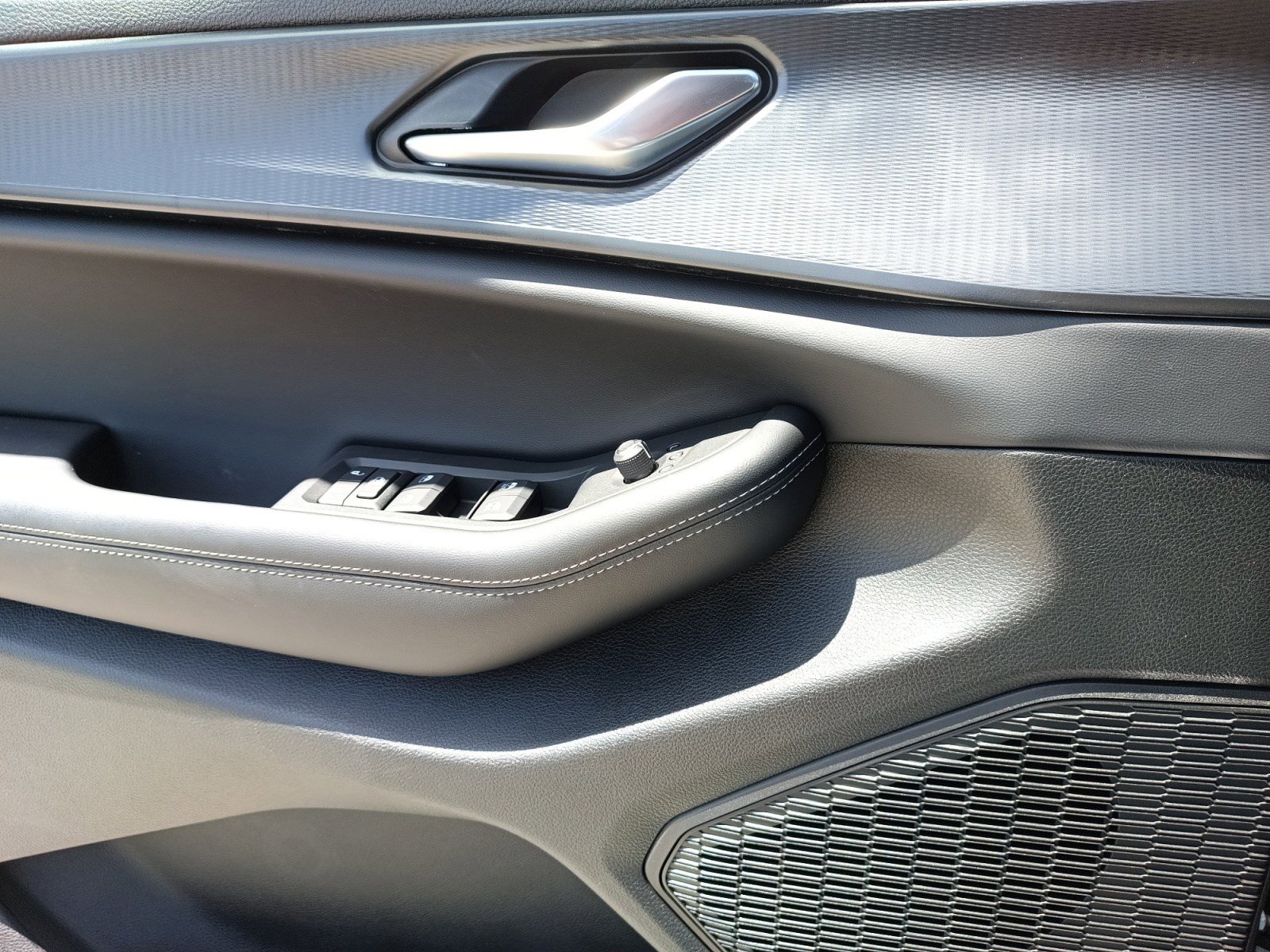 2025 Jeep Grand Cherokee Altitude X photo 17