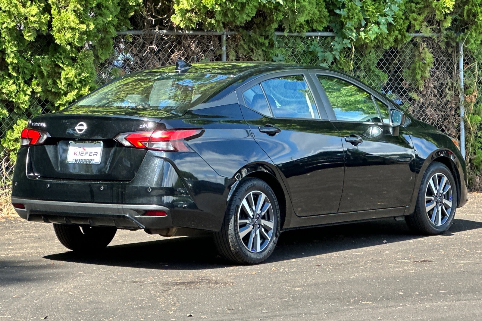 2023 Nissan Versa 1.6 SV photo 4