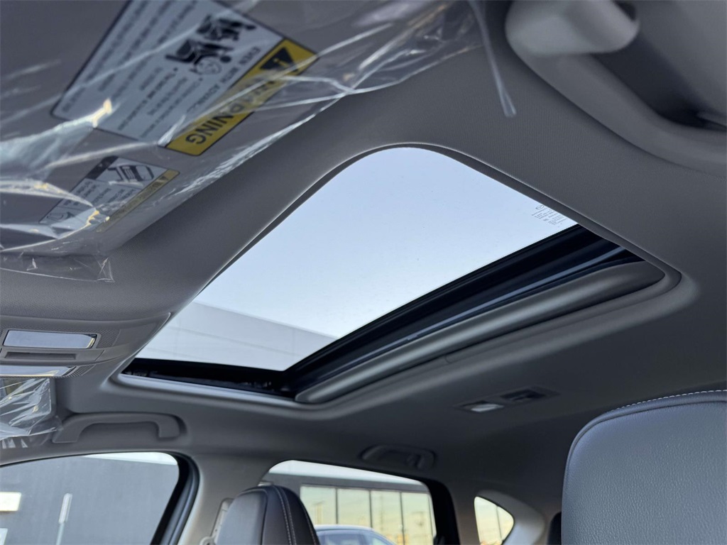 2025 Mazda CX-5 2.5 S Preferred photo 4