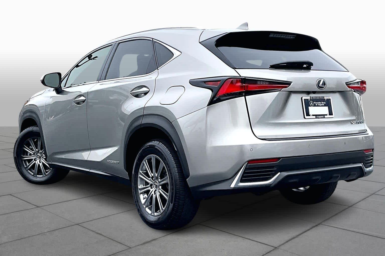 2020 Lexus NX Hybrid 300h - Photo 12