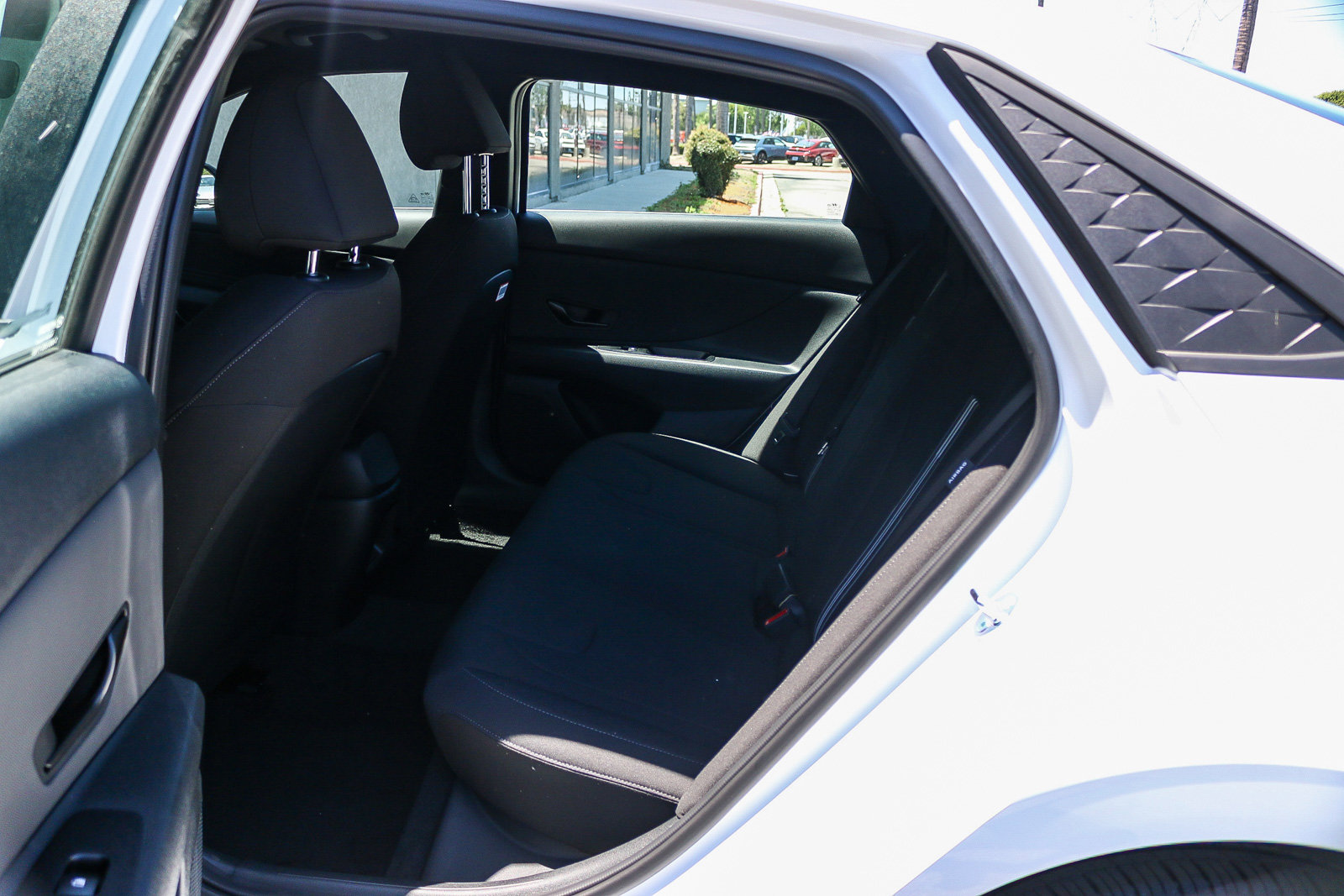 New 2025 Serenity White Hyundai SEL Sport image 19