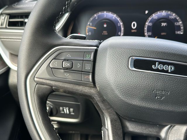 2025 Jeep Grand Cherokee Limited photo 20