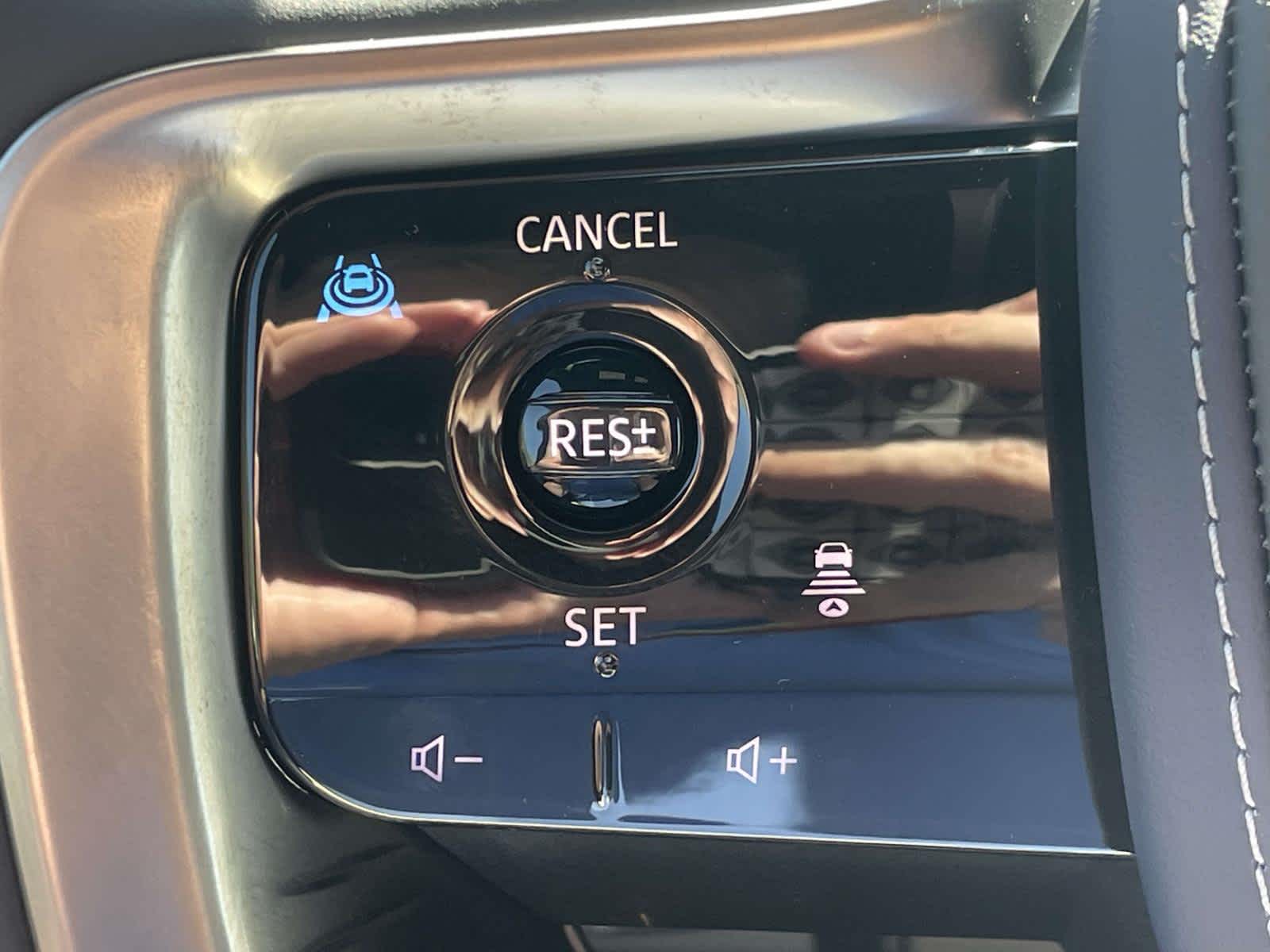2026 Infiniti QX80 Sensory photo 29
