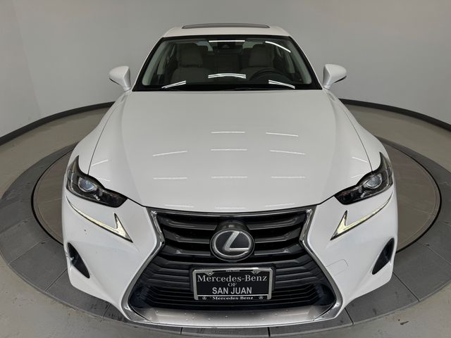 2019 Lexus IS 300 photo 13