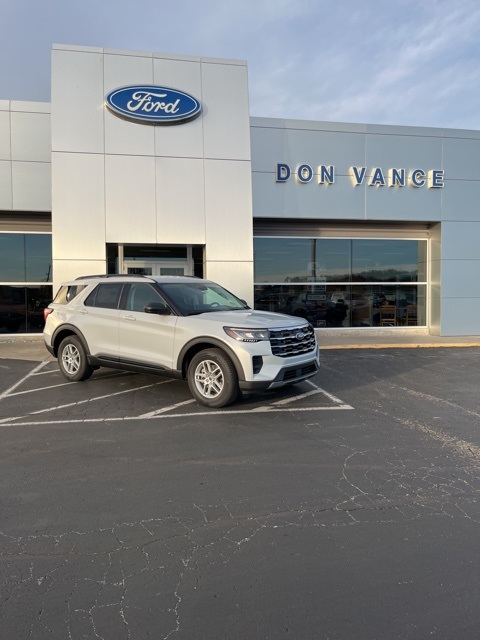2026 Ford Explorer Active's photo