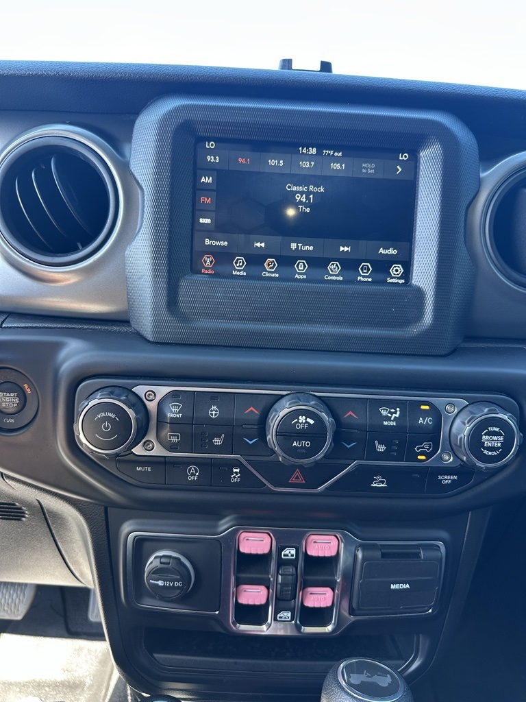 2021 Jeep Wrangler Unlimited Willys photo 14