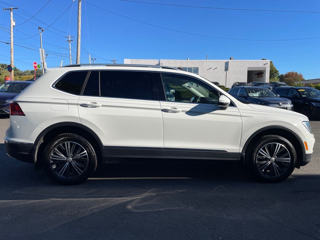 2019 Volkswagen Tiguan SEL Sport photo 13