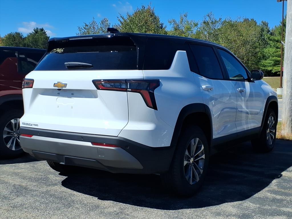 2026 Chevrolet Equinox LT photo 4