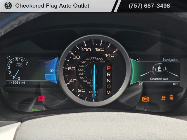 2015 Ford Explorer XLT photo 8