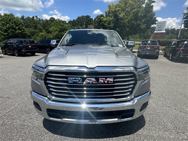 2025 Ram 1500 Laramie photo 8