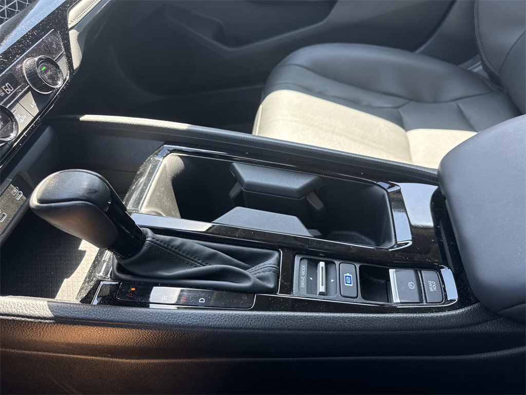 2023 Honda Accord Hybrid EX-L photo 25
