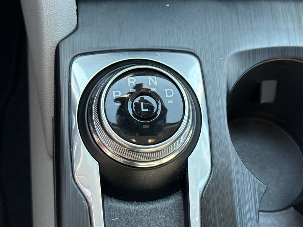 2023 Ford Escape Platinum photo 30