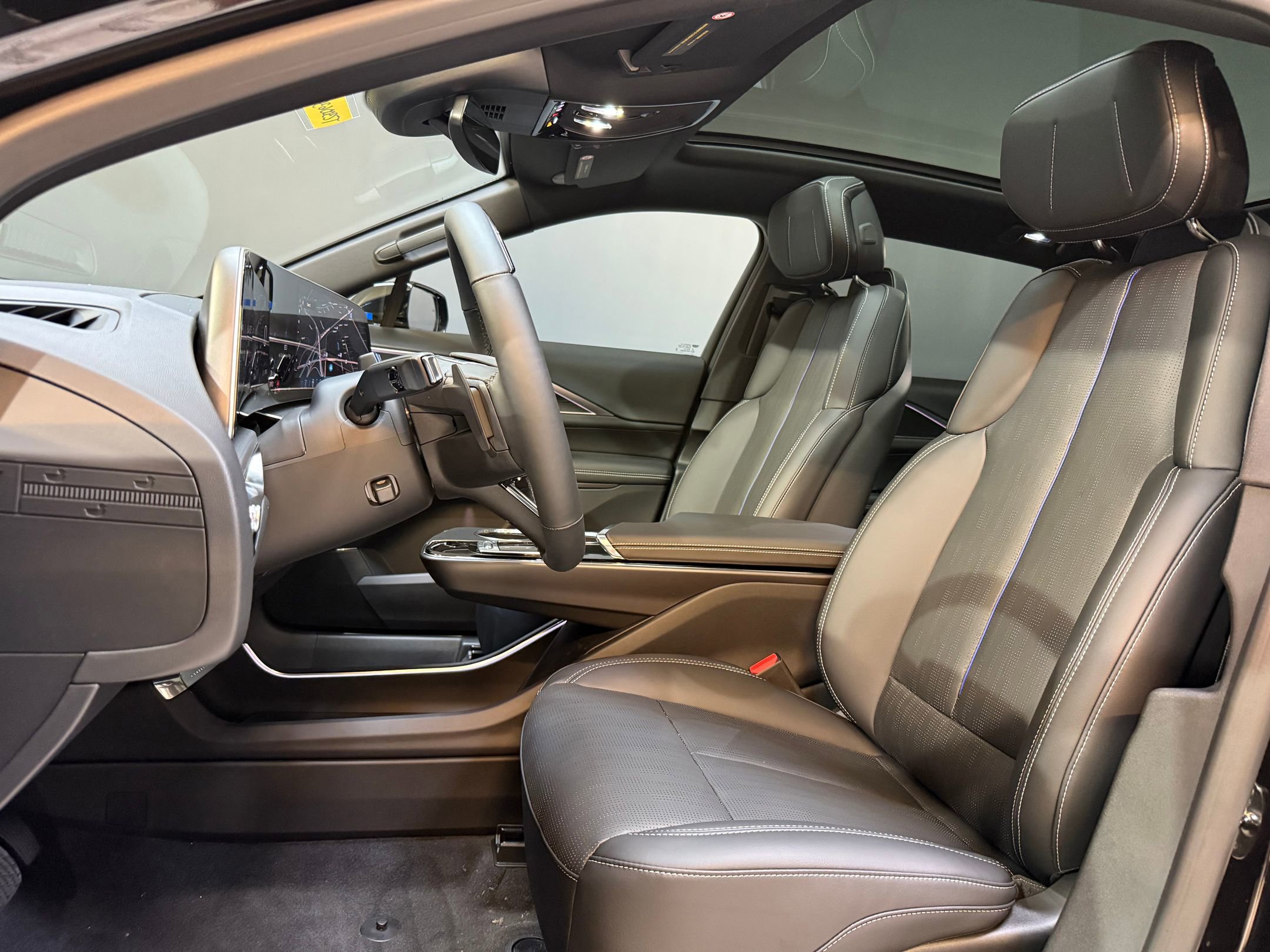 2026 Cadillac Lyriq Sport photo 4