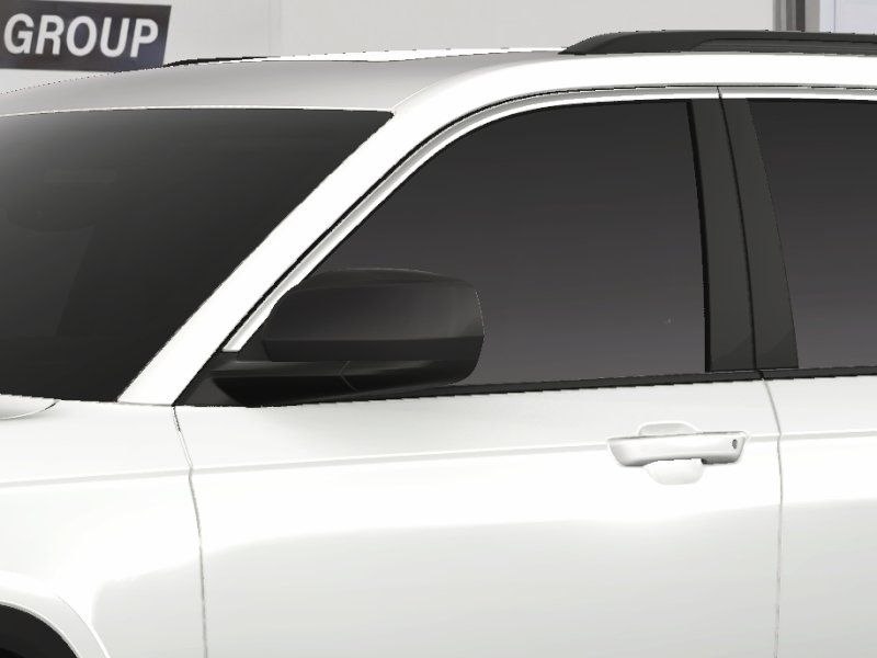 2025 Jeep Grand Cherokee Laredo photo 8