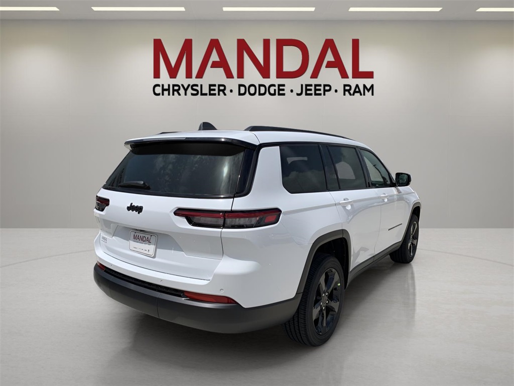 2025 Jeep Grand Cherokee Altitude X photo 5