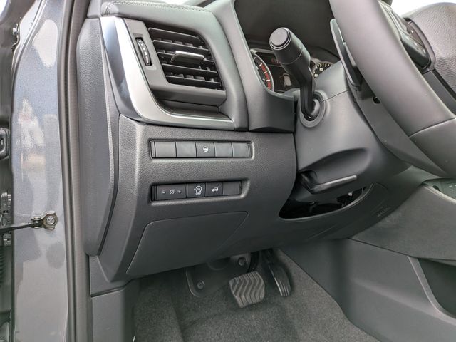 2026 Nissan Rogue SV photo 16