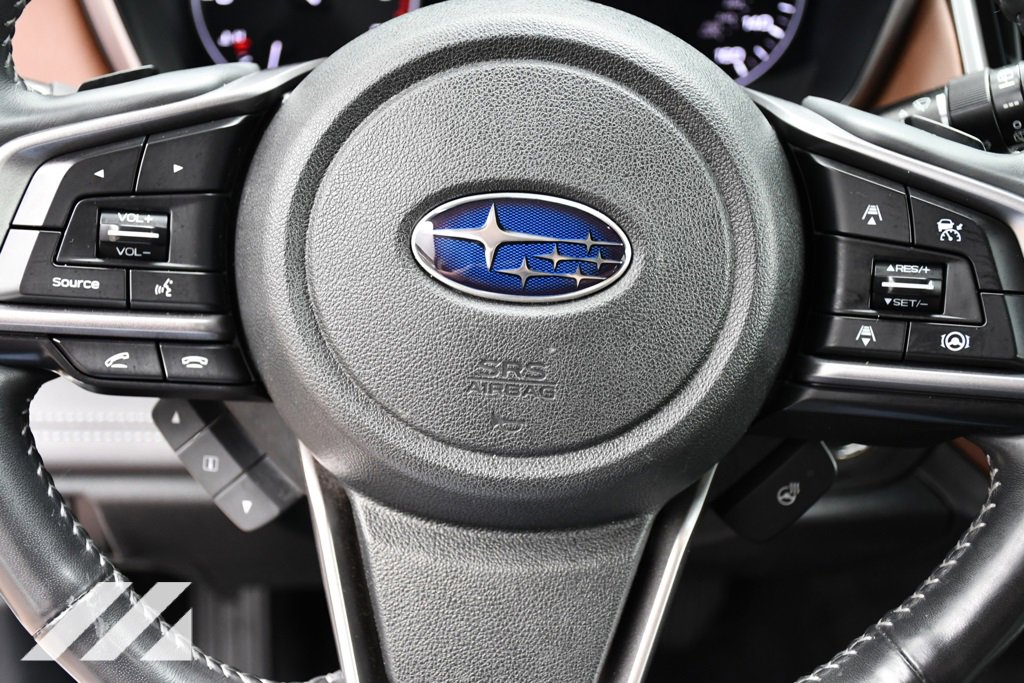 2022 Subaru Outback Touring photo 14