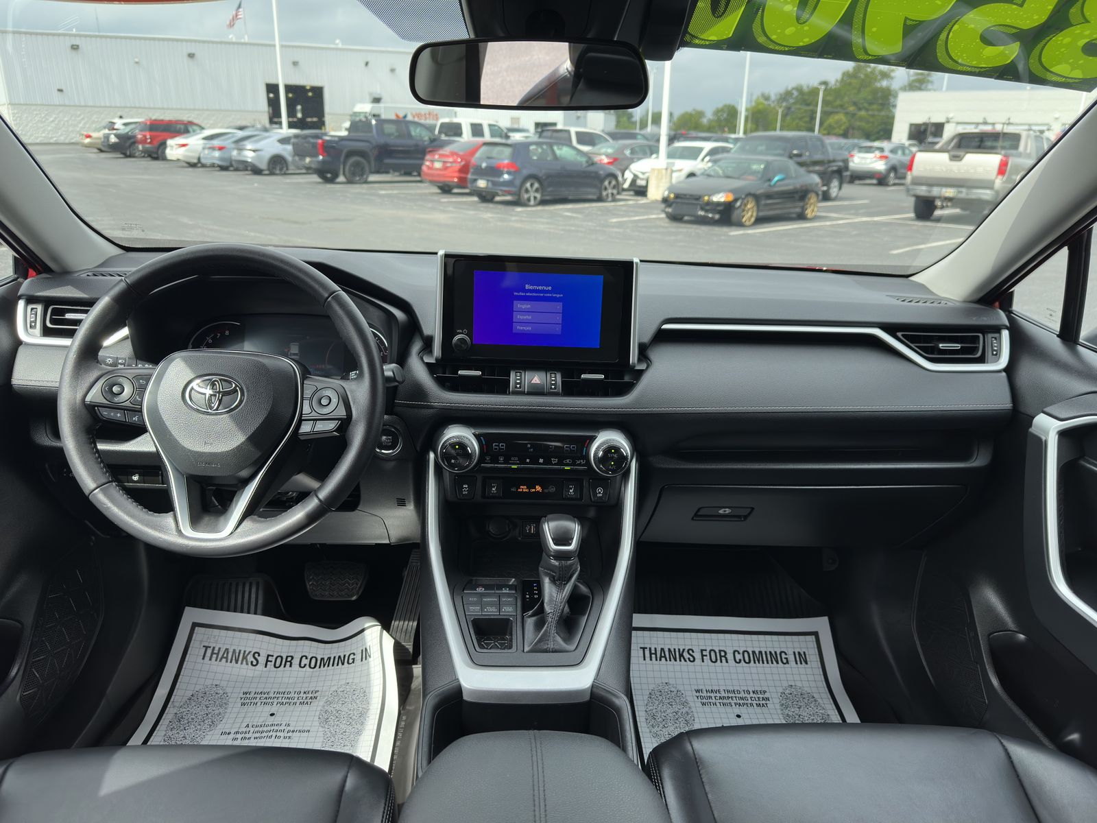 2024 Toyota RAV4 XLE Premium photo 18
