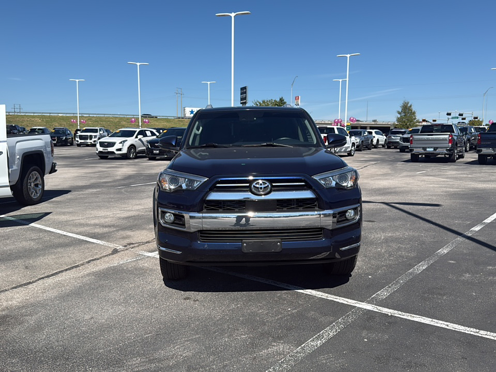 2020 Toyota 4Runner Limited photo 2