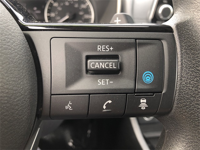 2023 Nissan Rogue SV photo 16
