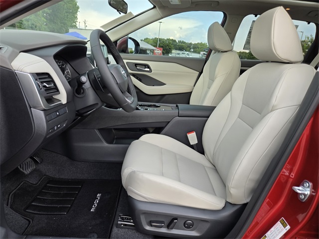 2026 Nissan Rogue SV photo 4