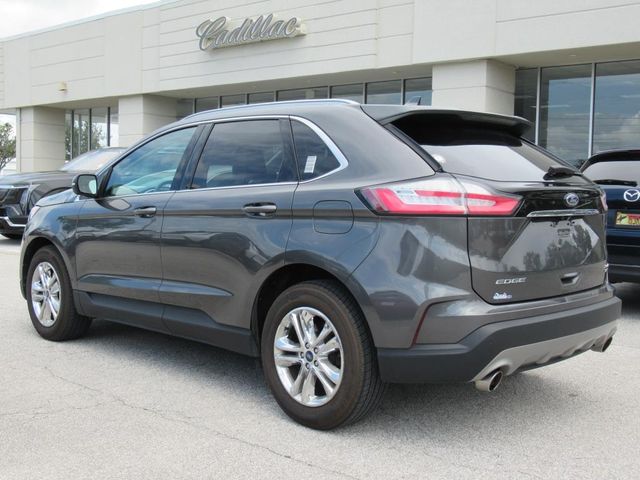2020 Ford Edge SEL photo 4