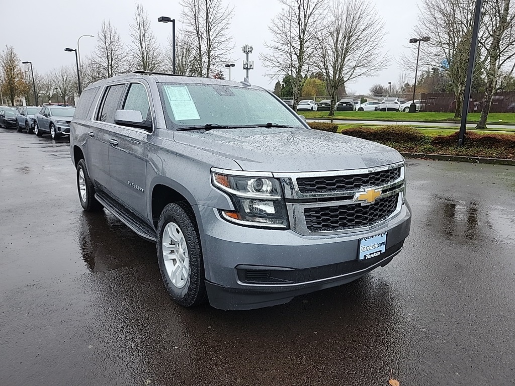 2020 Chevrolet Suburban LT's photo