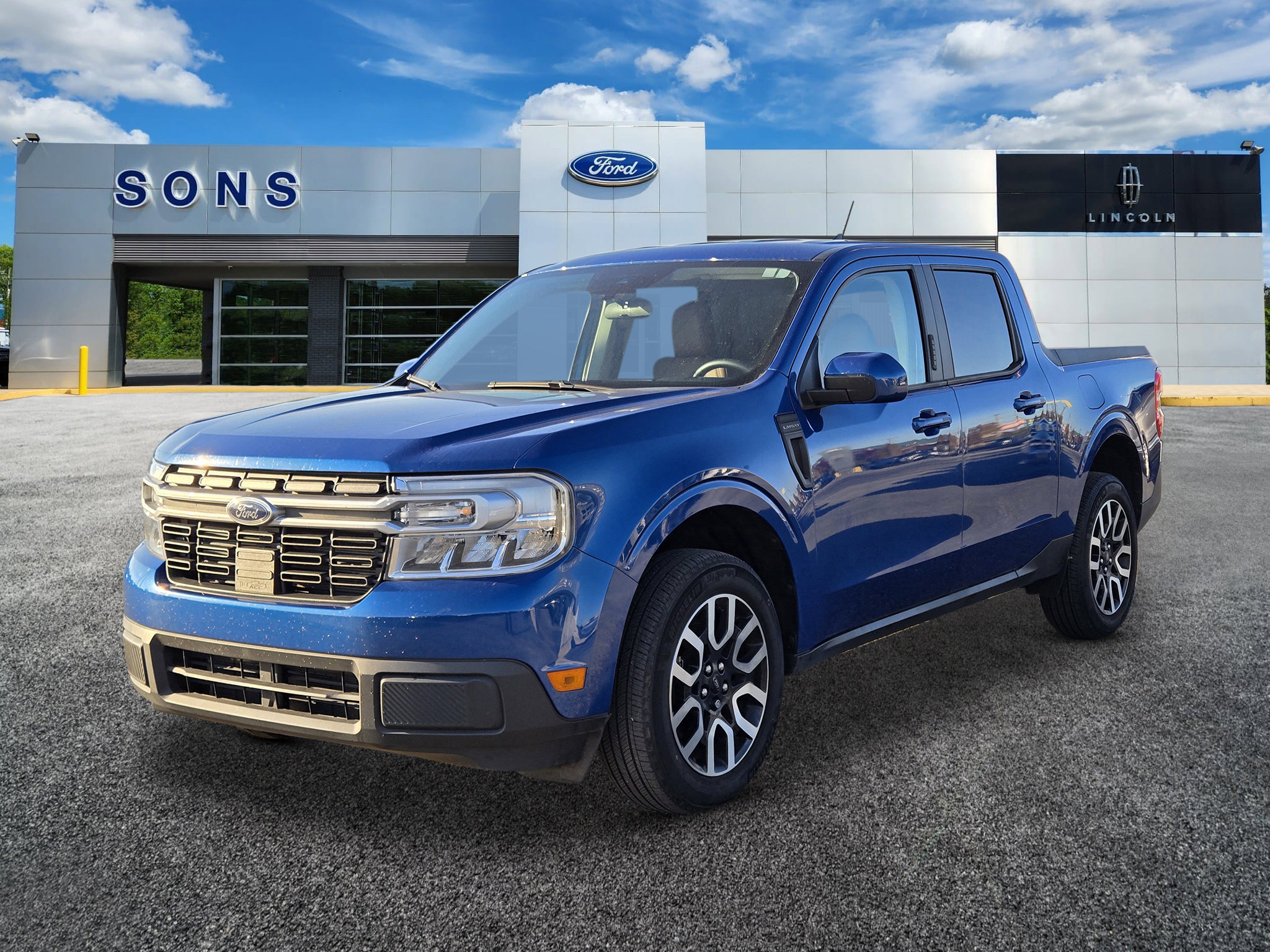 2023 Ford Maverick Lariat's photo