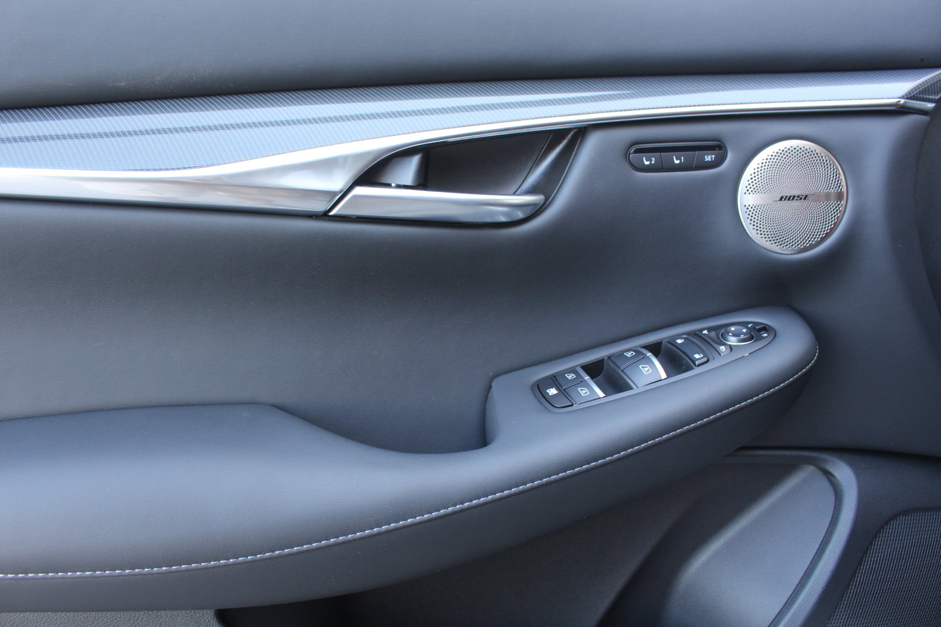 2025 Infiniti QX50 SPORT photo 10
