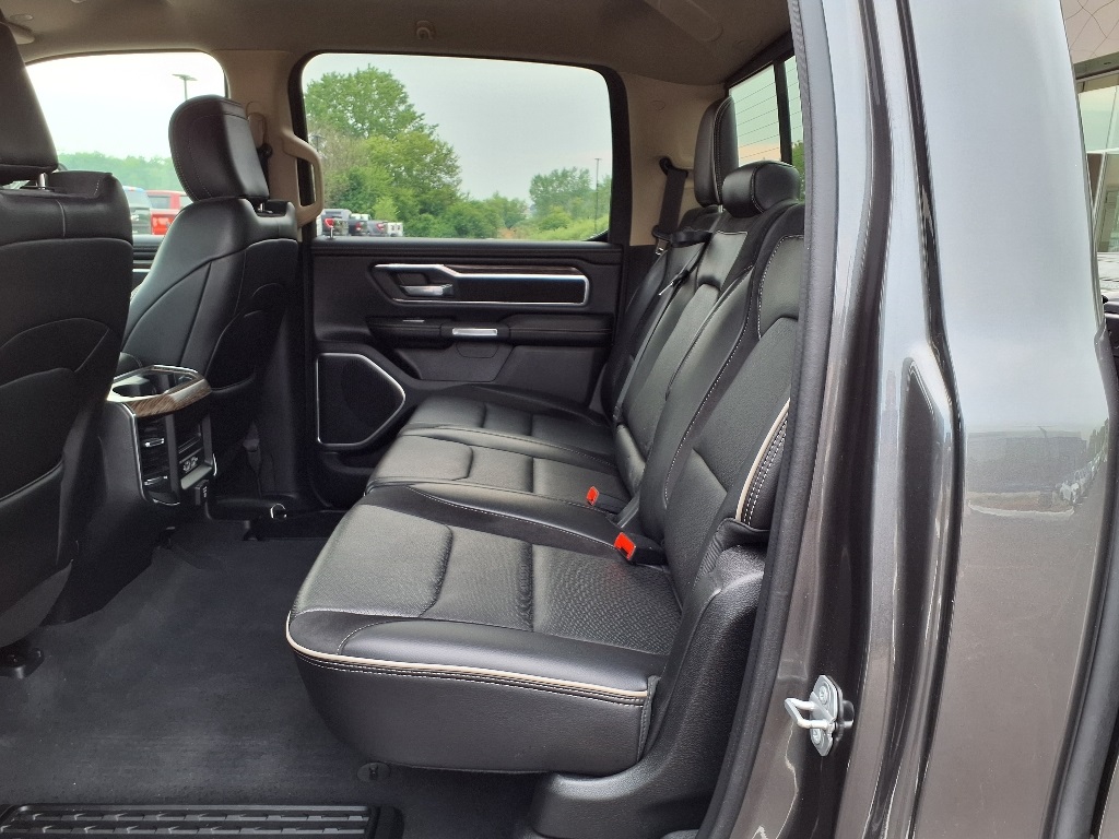2019 Ram 1500 Laramie photo 13